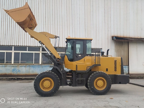 國三SHANMON938D裝載機(jī)